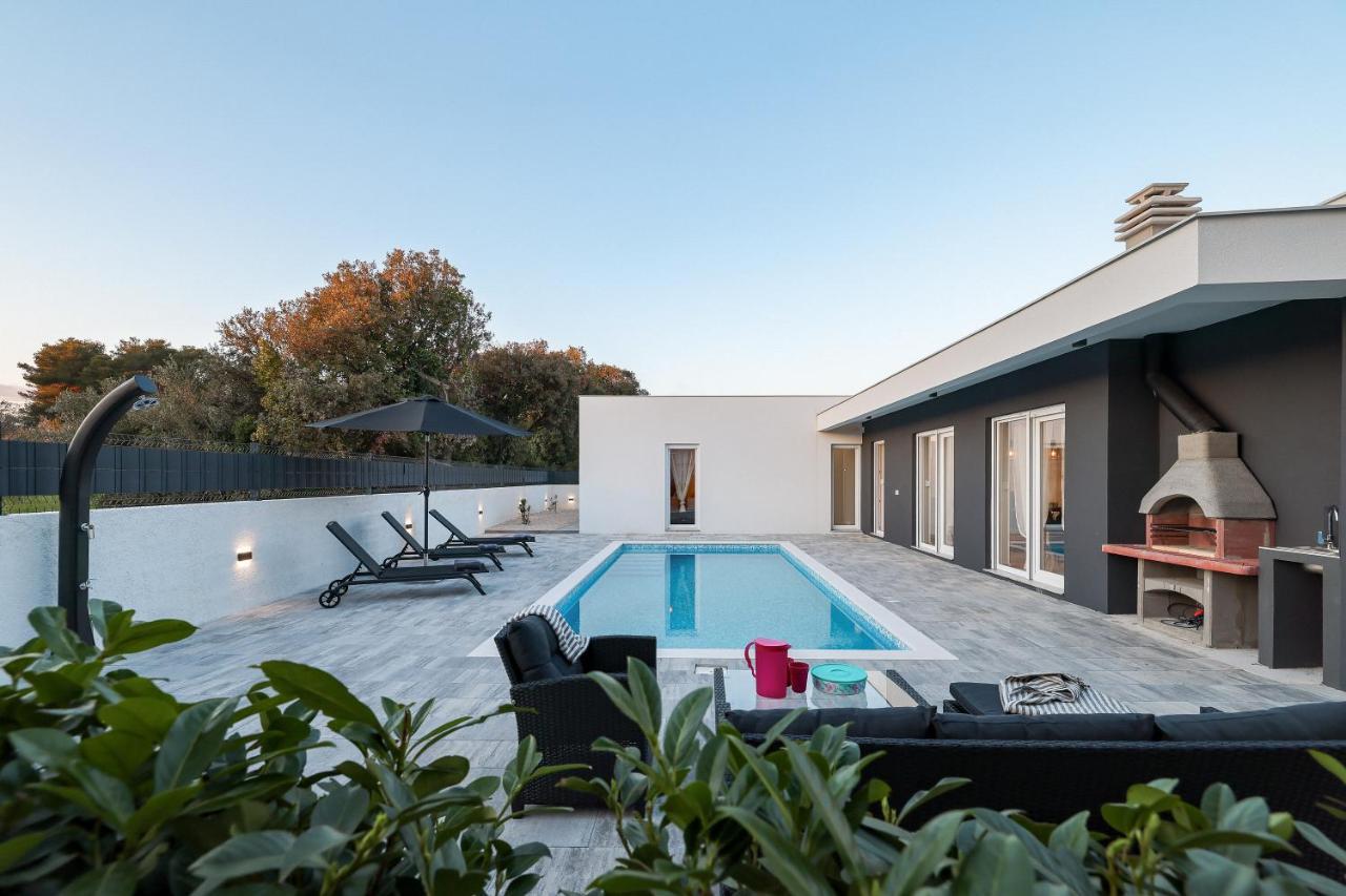 הוילה ביבינייה La Reina House - Private Heated Pool מראה חיצוני תמונה
