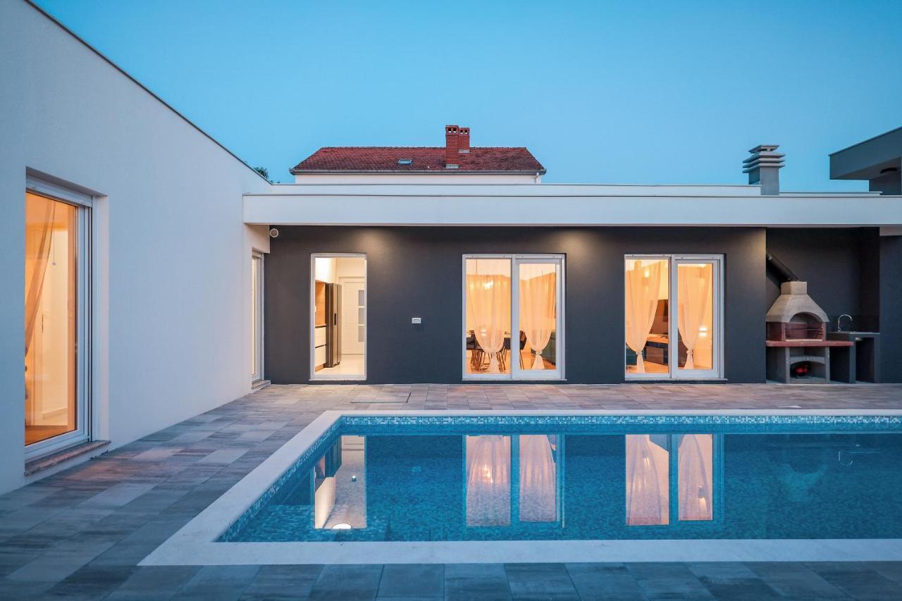 הוילה ביבינייה La Reina House - Private Heated Pool מראה חיצוני תמונה